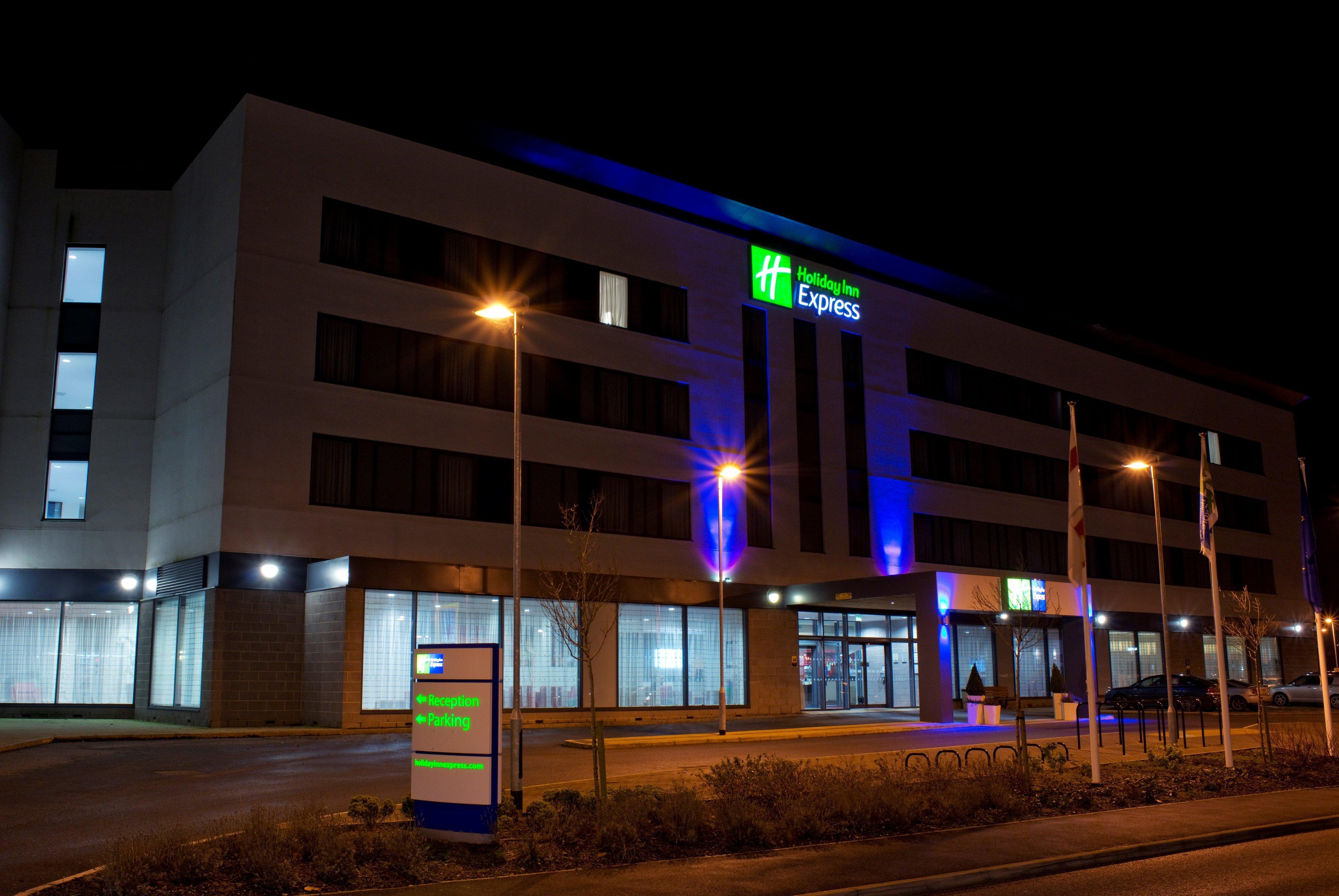 Holiday Inn Express Rotherham - North By Ihg Buitenkant foto